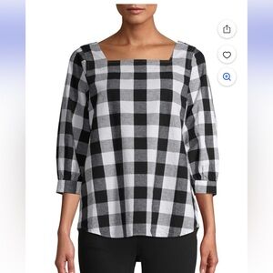 $6❤️Bundled Time and Tru Shirt